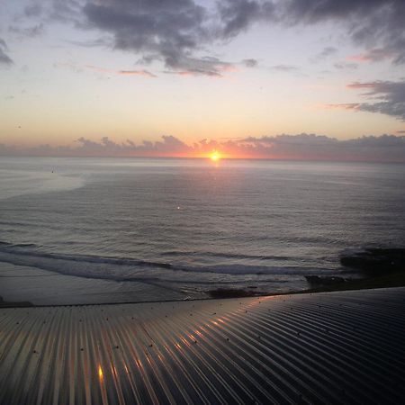 Oceanscape Luxury Beachfront Villas สกอตส์เฮด ภายนอก รูปภาพ