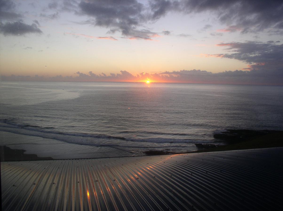 Oceanscape Luxury Beachfront Villas สกอตส์เฮด ภายนอก รูปภาพ