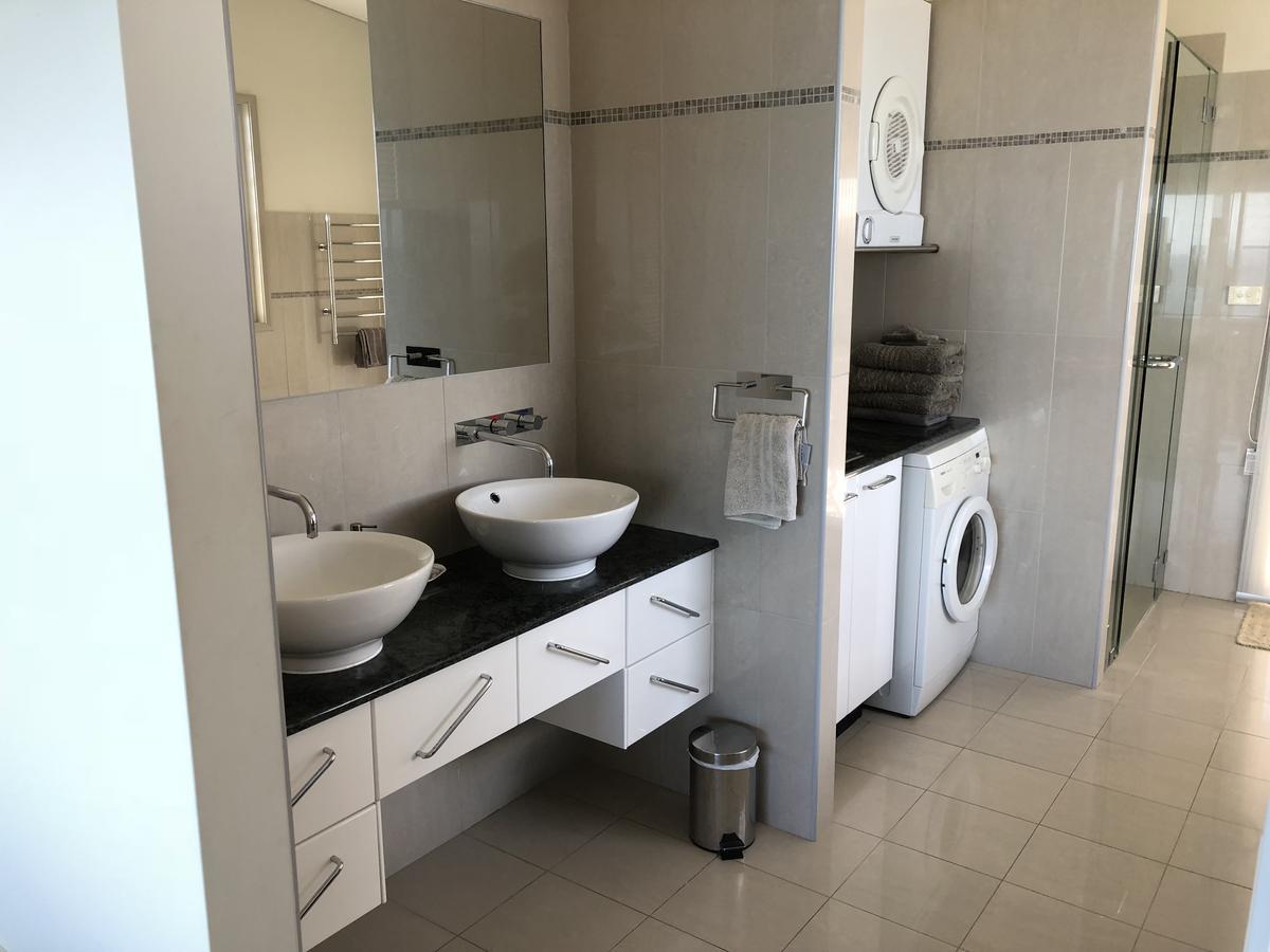 Oceanscape Luxury Beachfront Villas สกอตส์เฮด ห้อง รูปภาพ